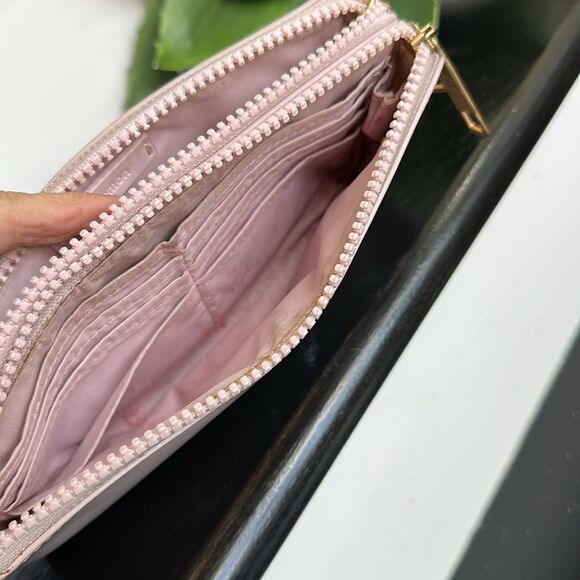 Lululemon double up Pink Wristlet Clutch Wallet PurseSleek Minimalist - Picture 8 of 9